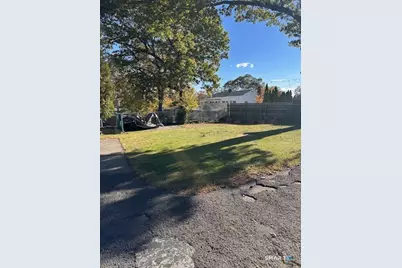 131 Ruth Street #2nd Floor, Bridgeport, CT 06606 - Photo 29