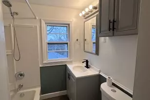 131 Ruth St, Bridgeport, CT 06606 - Photo 13