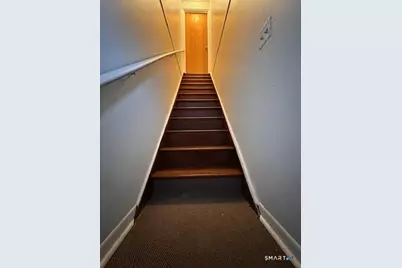 131 Ruth Street #2nd Floor, Bridgeport, CT 06606 - Photo 9