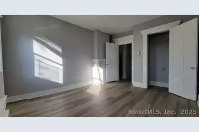 570 Broad Street, Meriden, CT 06450 - Photo 7