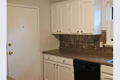 474 Oak Avenue #APT 74, Cheshire, CT 06410 - Photo 9