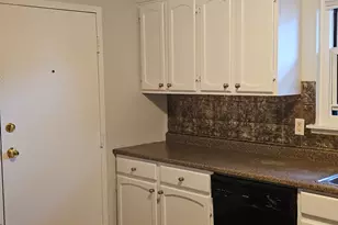 474 Oak Ave, Cheshire, CT 06410 - Photo 9