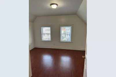 319 Maplewood Avenue, Bridgeport, CT 06605 - Photo 3