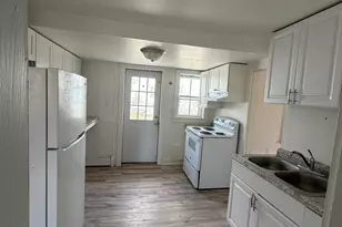 165 W Main St, Canaan, CT 06018 - Photo 3