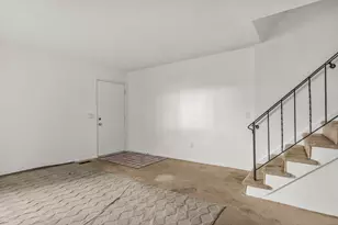 27 Crows Nest Ln, Danbury, CT 06810 - Photo 5