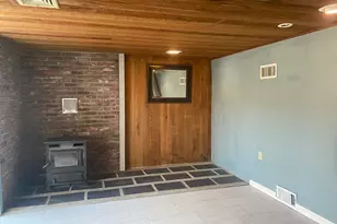 161 Sleeping Giant Dr, Hamden, CT 06518 - Photo 3