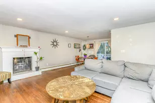 124 Bel-Aire Cir, Windsor Locks, CT 06096 - Photo 5