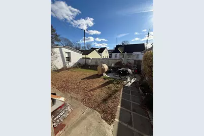 153 Overland Avenue, Bridgeport, CT 06606 - Photo 3