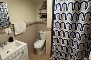 153 Overland Ave, Bridgeport, CT 06606 - Photo 37