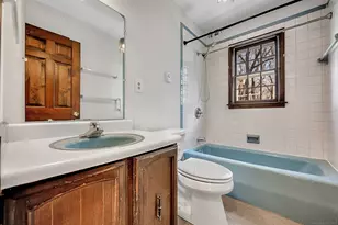 667 Upper Grassy Hill Rd, Woodbury, CT 06798 - Photo 11