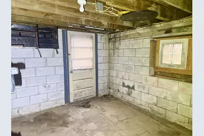 201 Prospect Street, Ansonia, CT 06401 - Photo 27