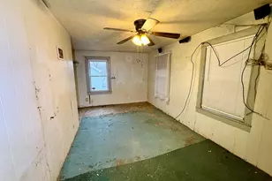 201 Prospect St, Ansonia, CT 06401 - Photo 11