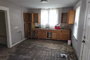 104 Gale Ave, Meriden, CT 06450 - Photo 7