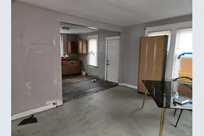 104 Gale Avenue, Meriden, CT 06450 - Photo 5