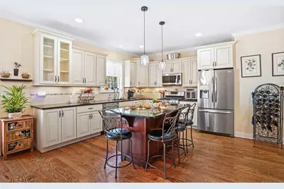 4 Bailey Boulevard #4, Bethel, CT 06801 - Photo 11