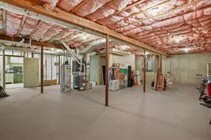 4 Bailey Blvd, Bethel, CT 06801 - Photo 29