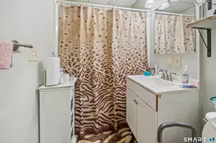 105 Greene St, Bristol, CT 06010 - Photo 33