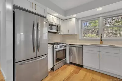 10 Victorian Woods Lane #10, South Windsor, CT 06074 - Photo 3