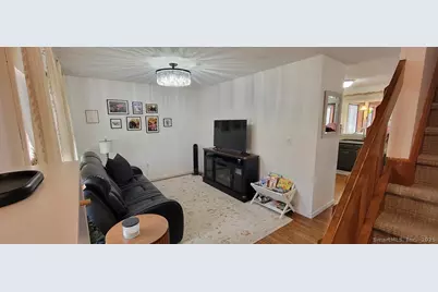 48 Saddle Road, Wolcott, CT 06716 - Photo 3