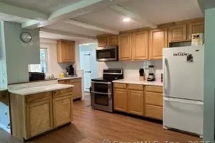 202 Crane Hollow Rd, Bethlehem, CT 06751 - Photo 17