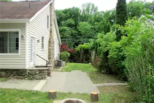 93 New Harwinton Rd, Torrington, CT 06790 - Photo 31