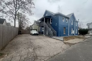 28 Wall St, Waterbury, CT 06705 - Photo 3