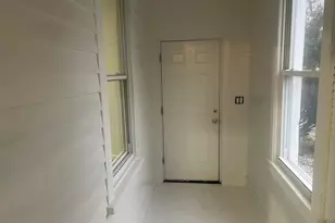 28 Wall St, Waterbury, CT 06705 - Photo 17