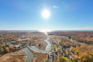 201 Water St, Guilford, CT 06437 - Photo 5