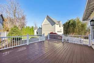 201 Water St, Guilford, CT 06437 - Photo 9