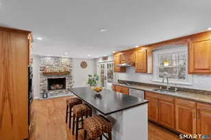 19 Glen Hollow, West Hartford, CT 06117 - Photo 9