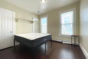 196 Blatchley Ave, New Haven, CT 06513 - Photo 5