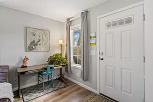 53 Greenlawn Dr, Danbury, CT 06810 - Photo 3