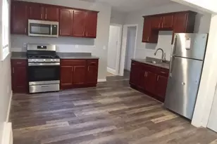 110 Evergreen Ave, Hartford, CT 06105 - Photo 1