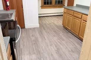 20 Lorraine St, Hartford, CT 06105 - Photo 9