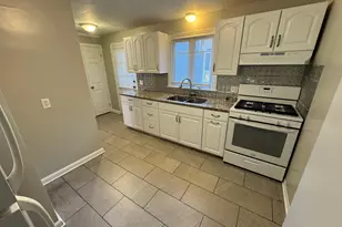 1160 Whitney Ave, Hamden, CT 06517 - Photo 5
