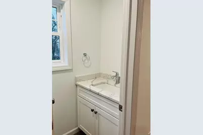 14 Infield Street, Bridgeport, CT 06606 - Photo 3