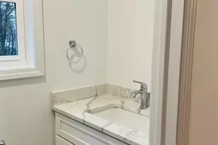 14 Infield St, Bridgeport, CT 06606 - Photo 3