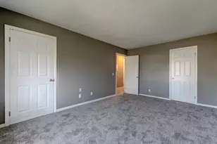 105 Florence Rd, Branford, CT 06405 - Photo 25