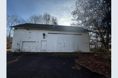 58 Daniels Farm Road, Trumbull, CT 06611 - Photo 3