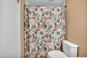 81 Hollister Way N, Glastonbury, CT 06033 - Photo 17