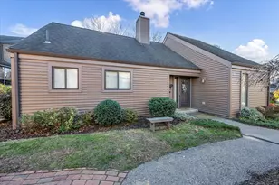 81 Hollister Way N, Glastonbury, CT 06033 - Photo 1