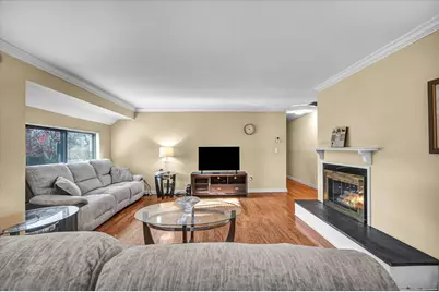 81 Hollister Way North #81, Glastonbury, CT 06033 - Photo 9