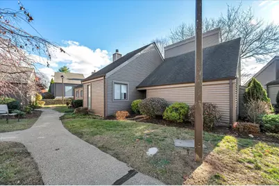 81 Hollister Way North #81, Glastonbury, CT 06033 - Photo 5