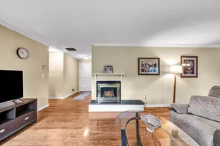 81 Hollister Way N, Glastonbury, CT 06033 - Photo 7