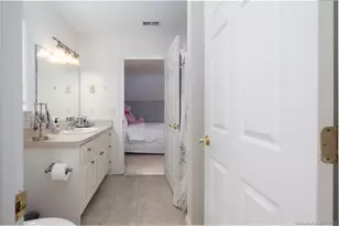 9 Hill View Ln, Woodbury, CT 06798 - Photo 21