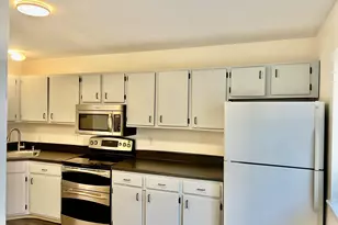 515 Scott Rd, Waterbury, CT 06705 - Photo 9