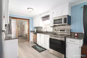 3 Pamela Dr, Wallingford, CT 06492 - Photo 9