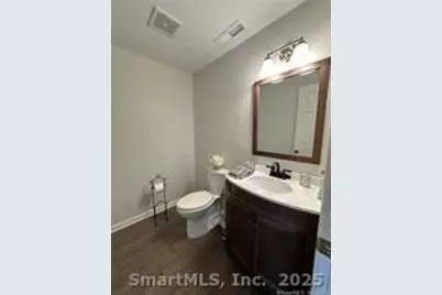 324 Capitol Avenue, Waterbury, CT 06705 - Photo 23