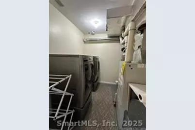 324 Capitol Avenue, Waterbury, CT 06705 - Photo 21