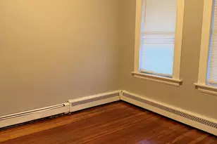 442 Carroll Ave, Bridgeport, CT 06607 - Photo 5